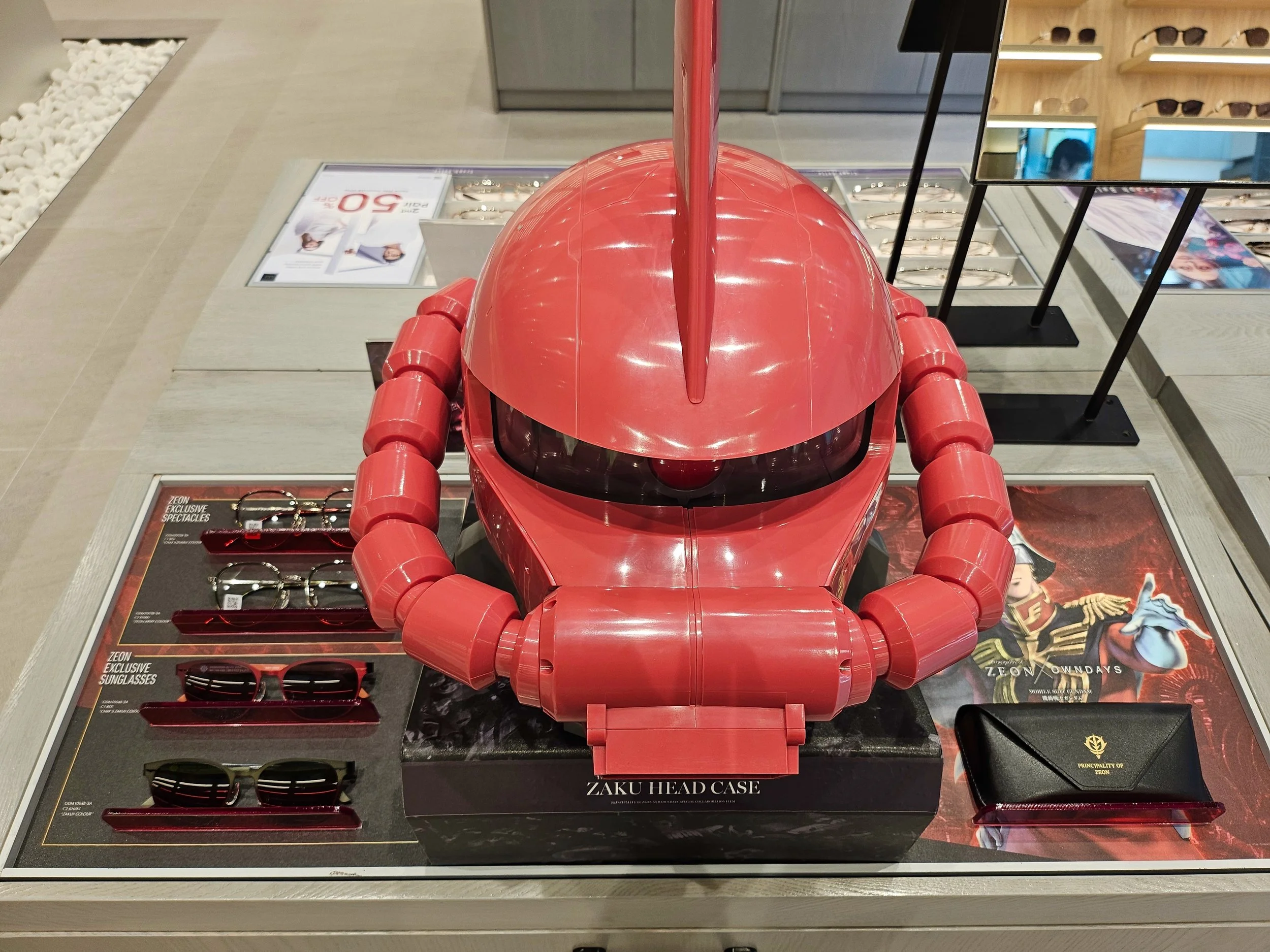 【送料込み】OWNDAYS ZAKU HEADCASE Unboxing The Principality of Zeon X Owndays Zaku Head Case